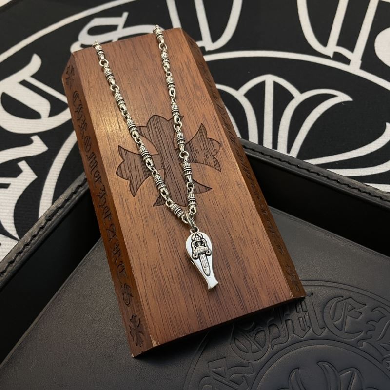 Ch*0me He**ts necklaces